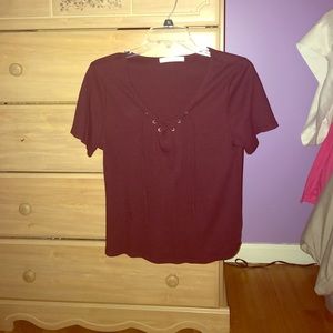 Maroon t shirt