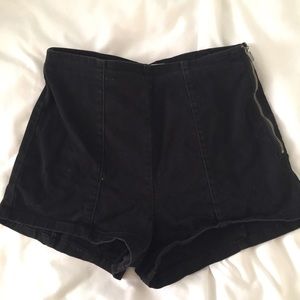 Black high waisted Hollister shorts