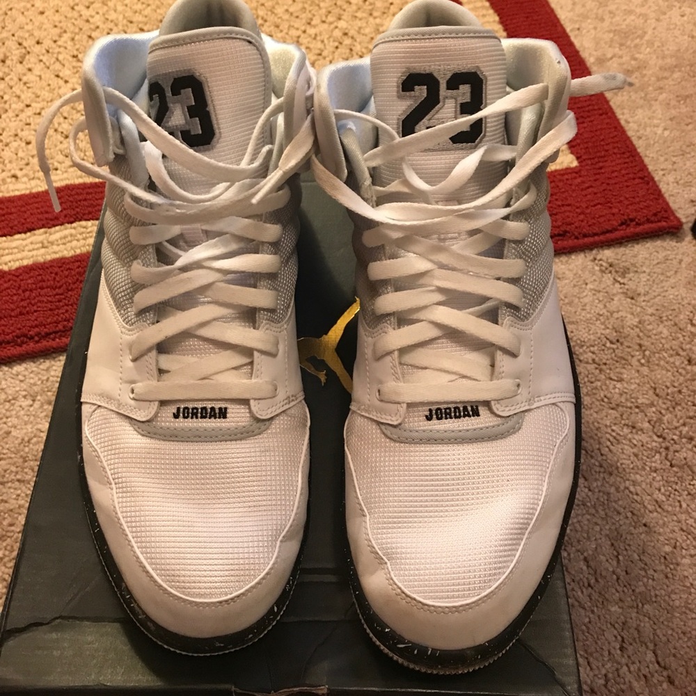 Jordan 1 Flights