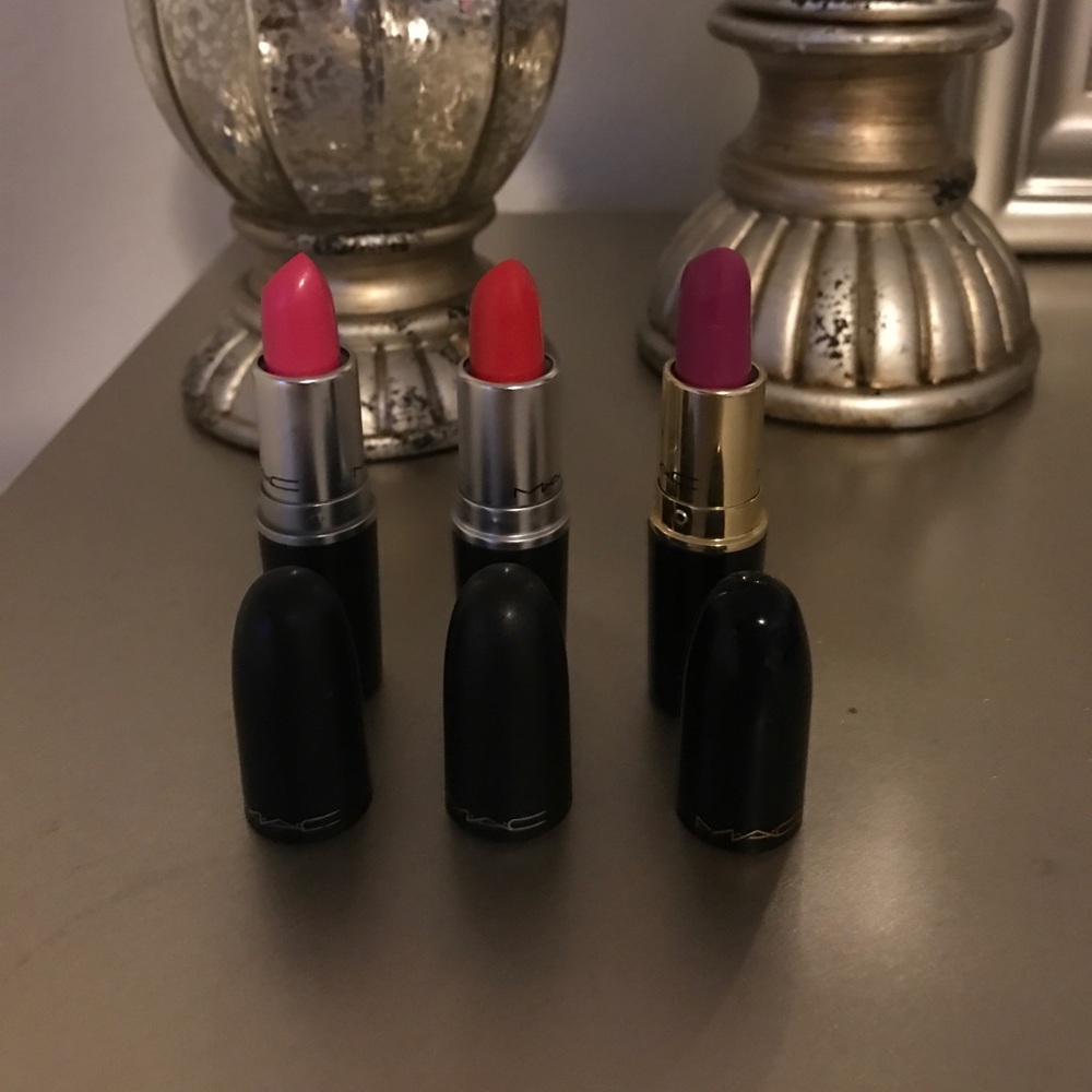 MAC lipstick bundle!