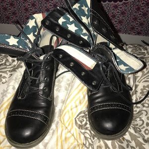 combat boots black size 7 american flag detail
