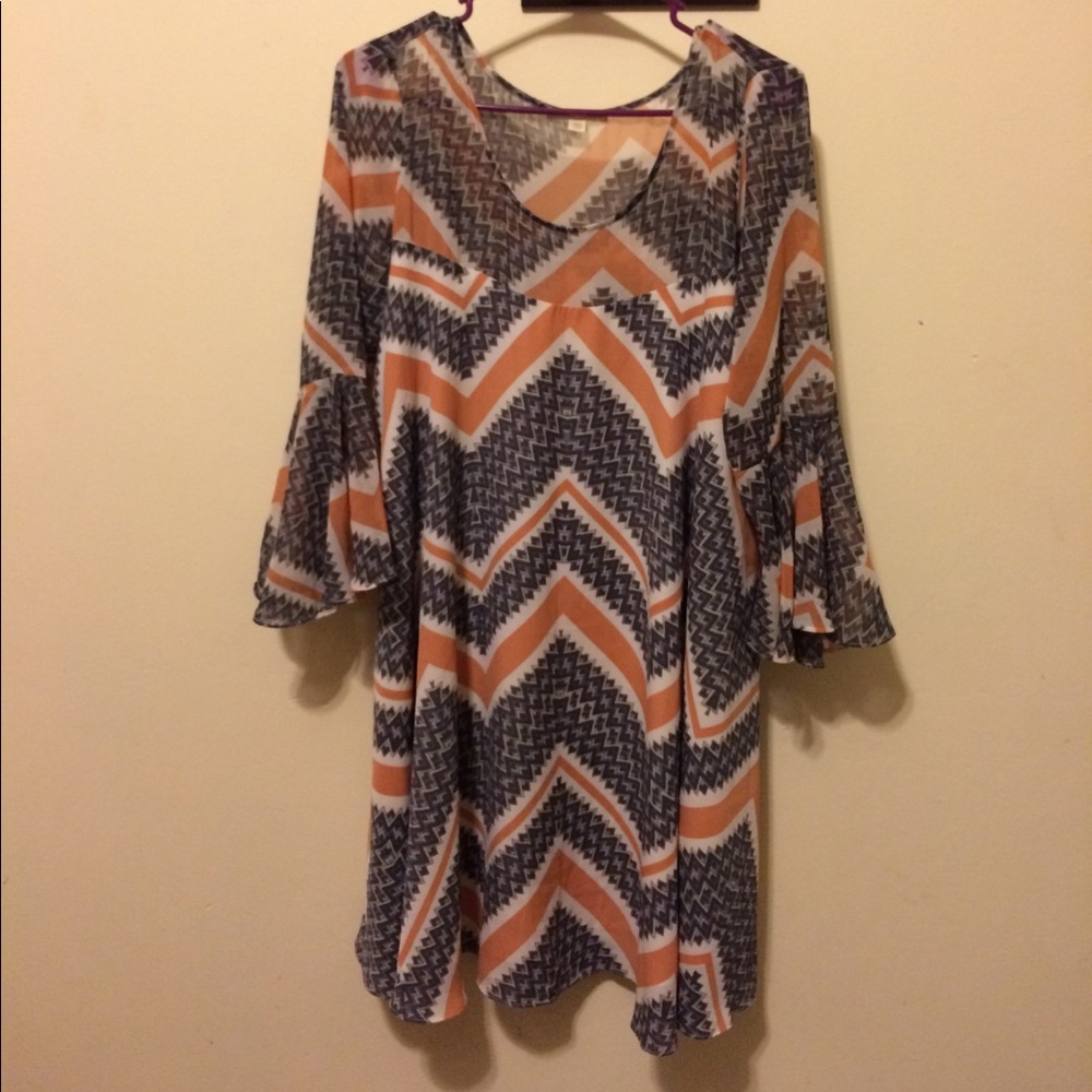 Paper Crown Long Sleeve Dress Size Medium
