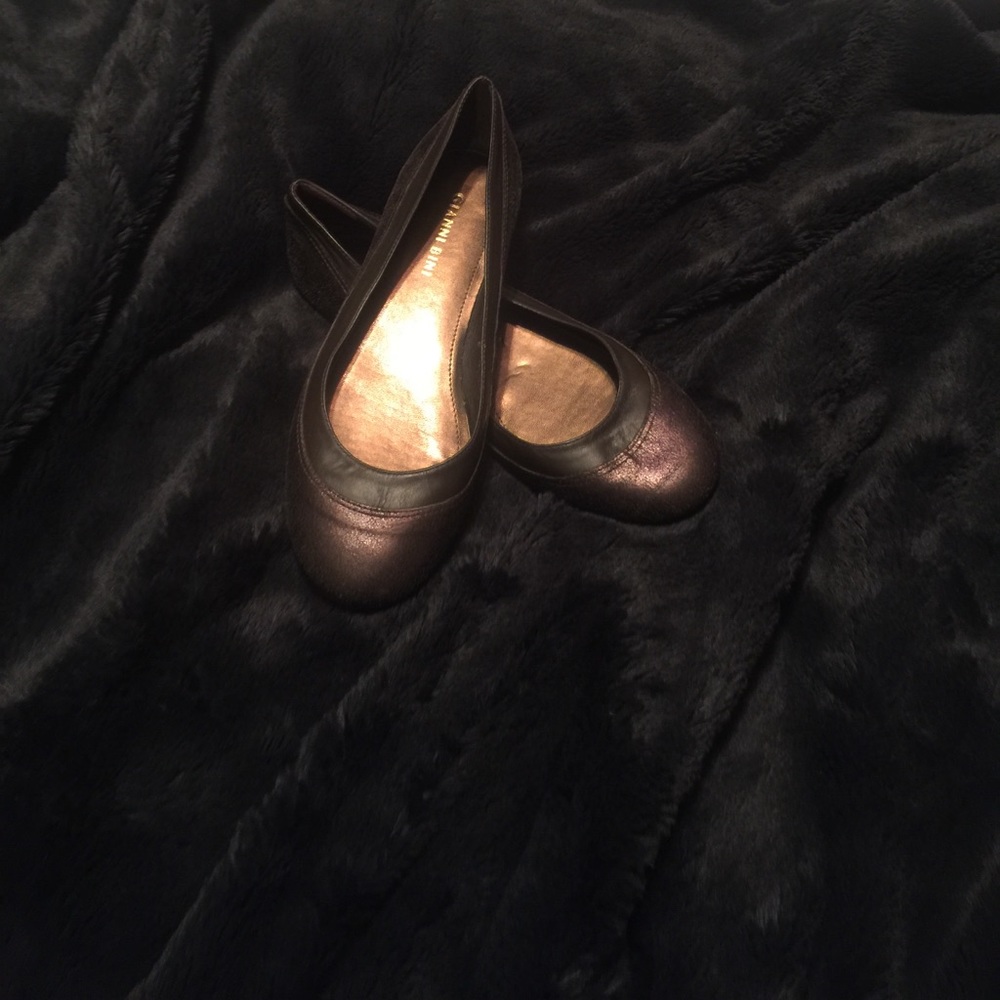 Women's flat Gianni Bini slip on!