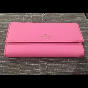 Kate Spade Pink Wallet w/ IPhone 6 case