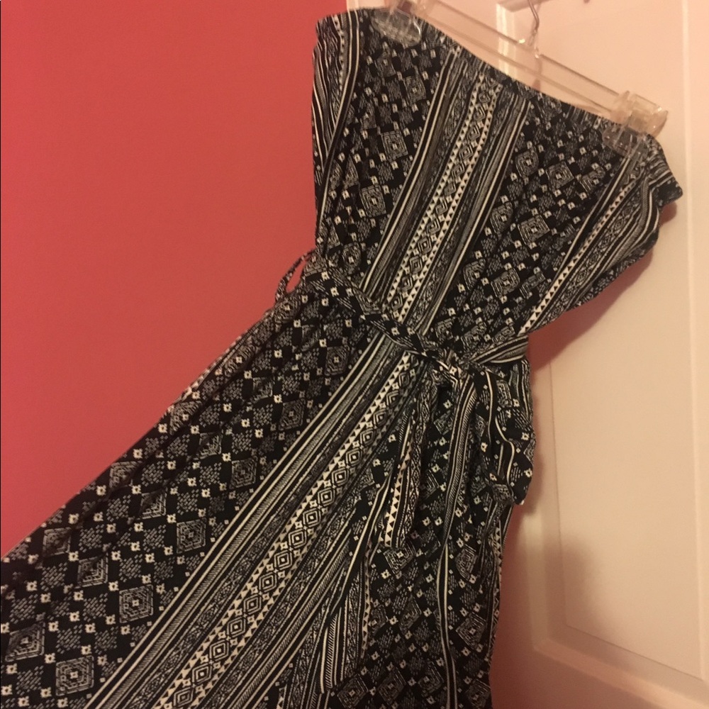 NWT Black and White Strapless Jumpsuit