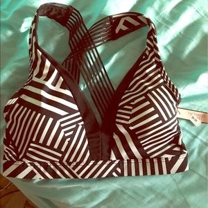 Victoria's Secret sports bra - NWT