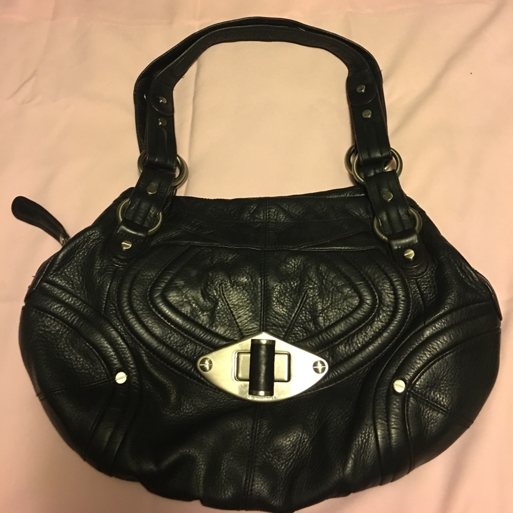 ⬇️🌸B Makowsky woman’s bags