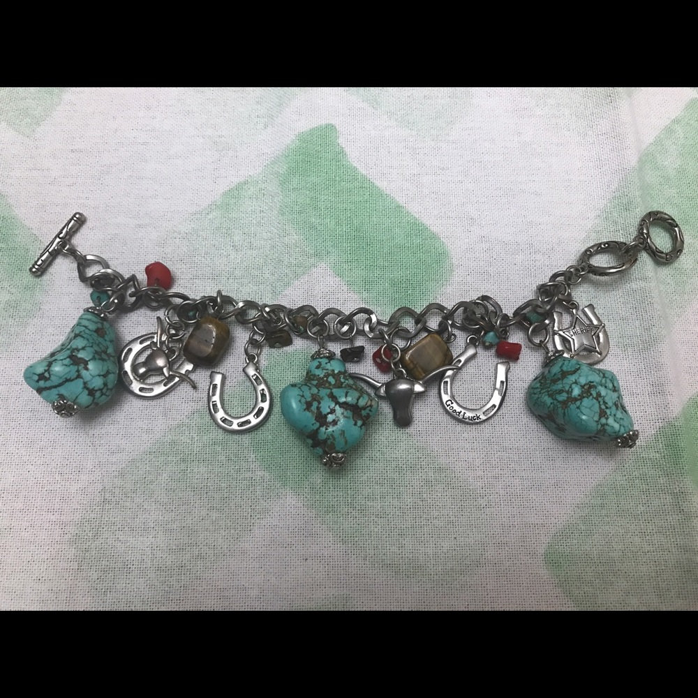 Vintage boutique turquoise longhorn bracelet