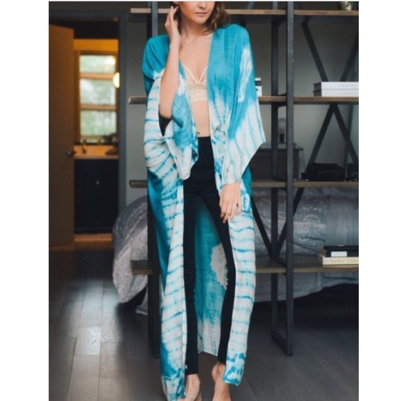 Boutique Sweaters - Breezy Boho Tie Dyed Kimono Cardigan Cover Up
