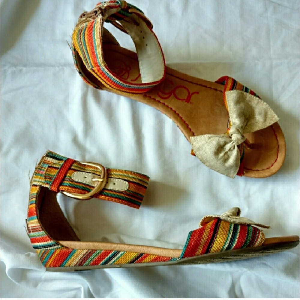 Zip up sandles