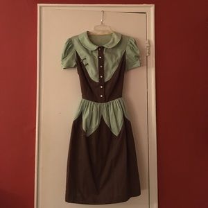 Adorable vintage-style Betsy Johnson dress