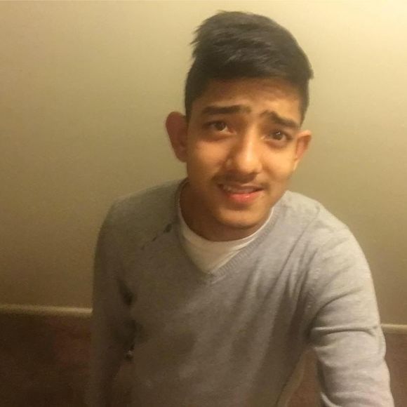 Meet your Posher, Dinesh - Picture 1 of 1