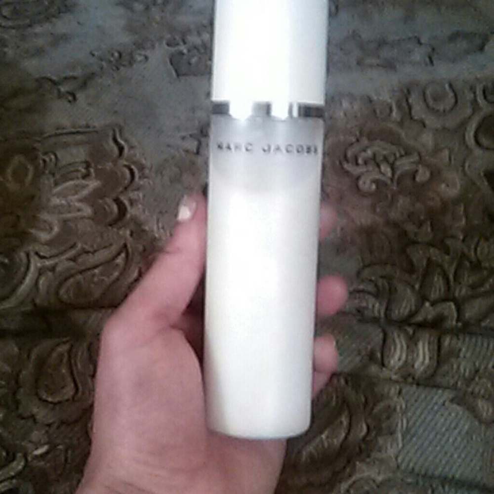Marc Jacobs re(cover) setting mist