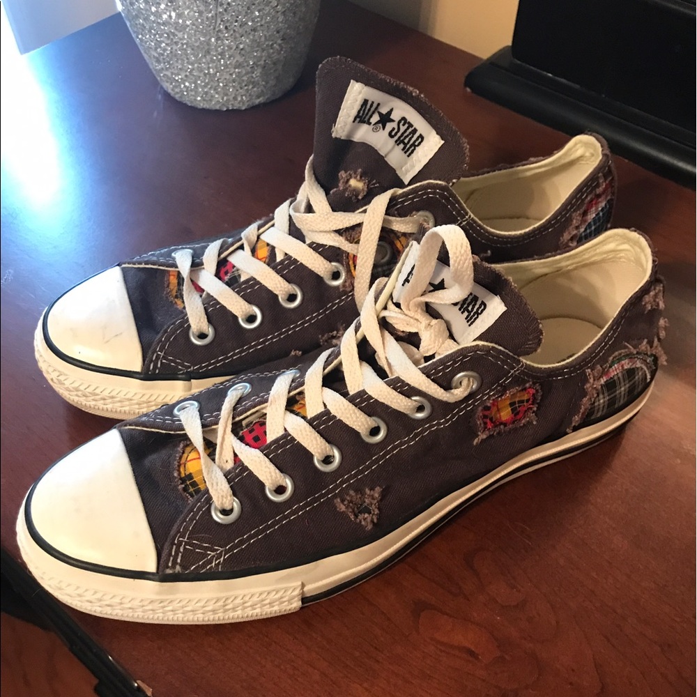 Converse woman shoes size 10