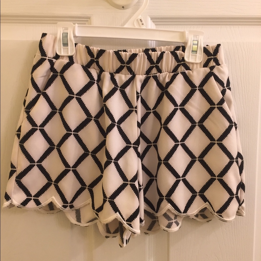 Black and White Scalloped Shorts