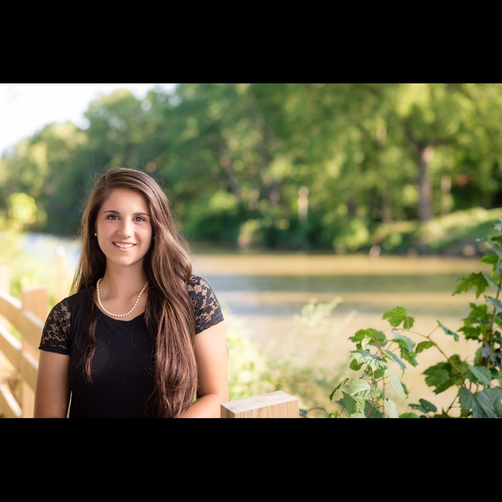 Meet your Posher, Julia