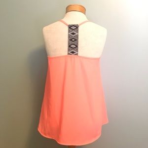 💜 BELLA D tank top 💜