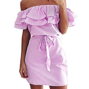 New!!!💕Off Shoulder Striped Ruffles Dress.