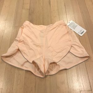 NWT Lululemon Wake & Flow Shorts