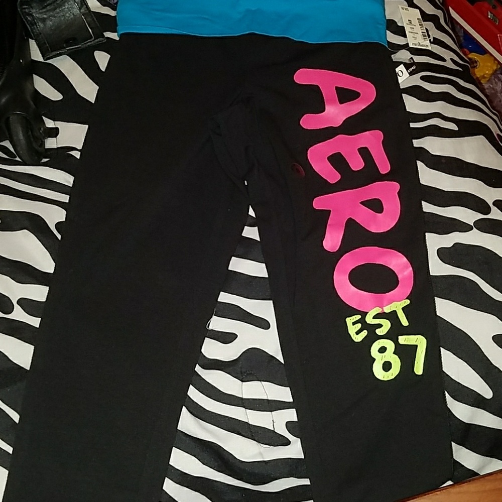 Aeropostale peacock size small
