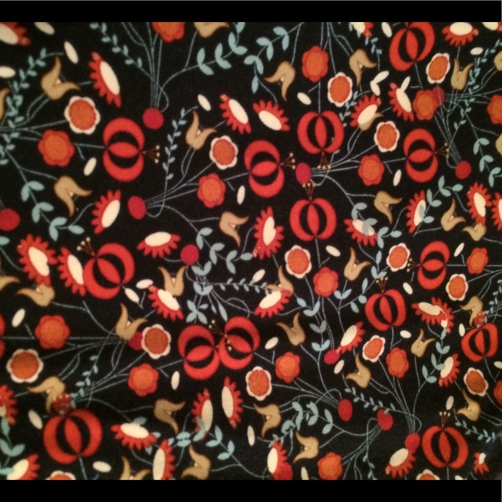 Lularoe Tall and Curvy Leggings