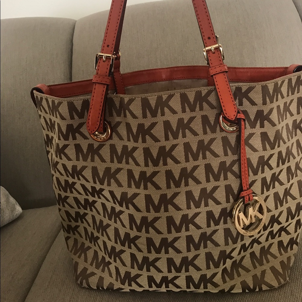 Michael Kors tote