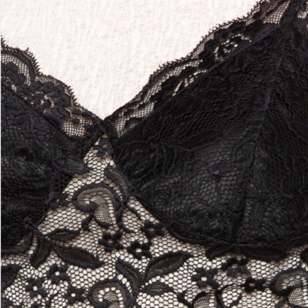 Black Lace & Nude Tee - Picture 6 of 8