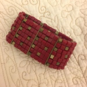 Red & gold beaded bracelet