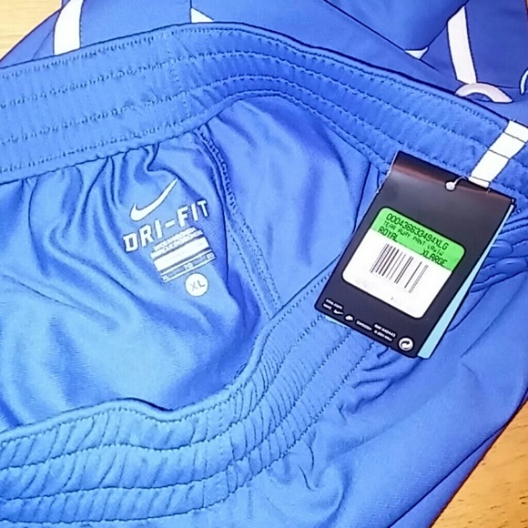 NWT Men's Nike Tear Away Pants - Picture 4 of 6