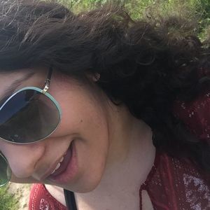 Meet your Posher, Anahita