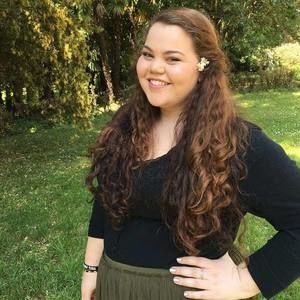 Meet your Posher, Marisa