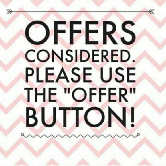 🎉Reasonable offers welcome!🎉 - Picture 1 of 1