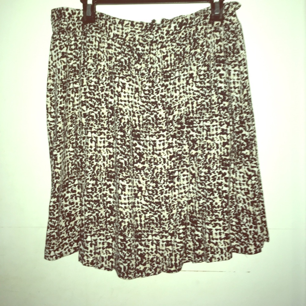 Skirt with designs I don't know how to explain