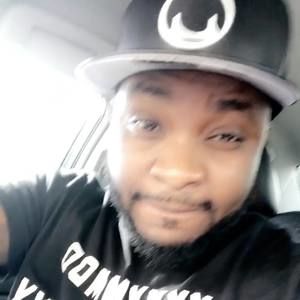 Meet your Posher, Larry