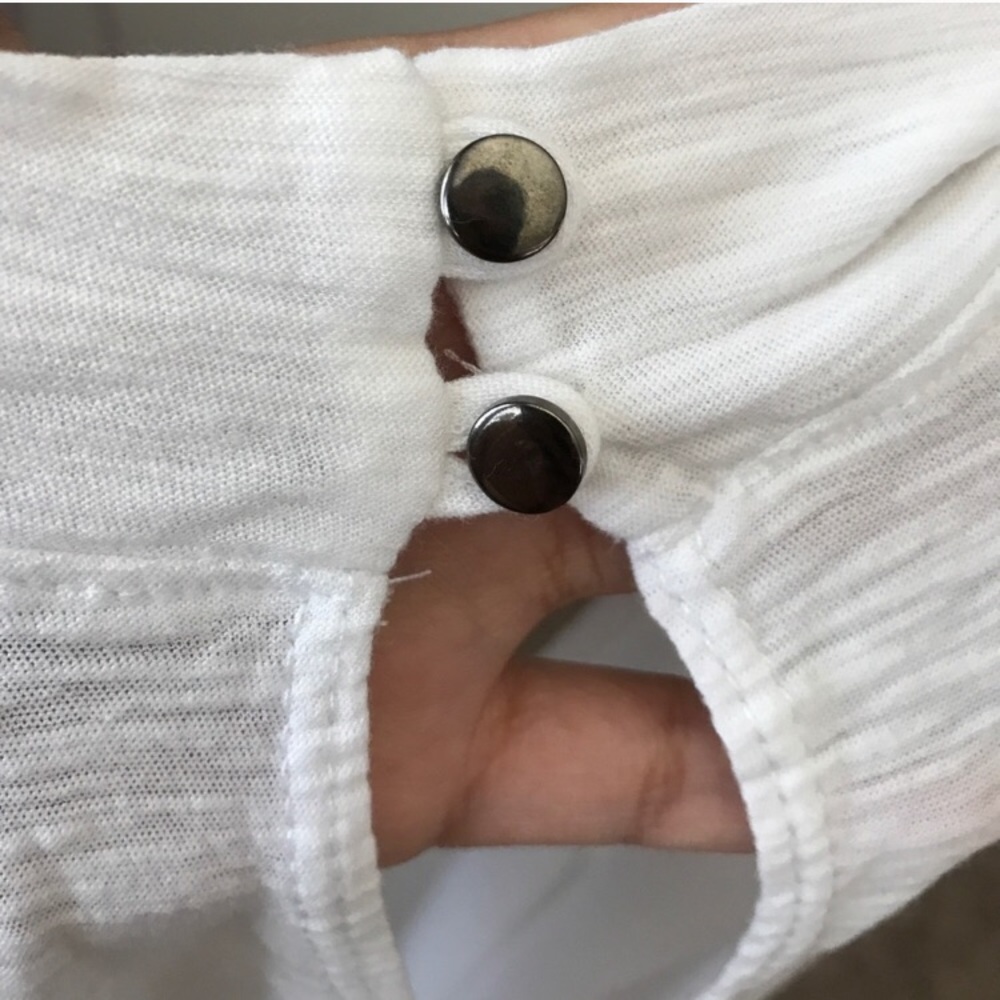 Choker Wrap Tee - Picture 5 of 6