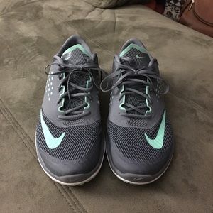 Nike tennis shoes