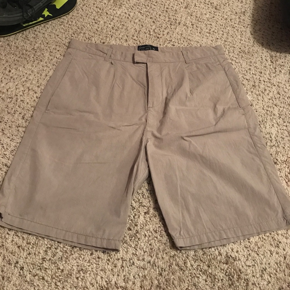 Aeropostale cargo shorts