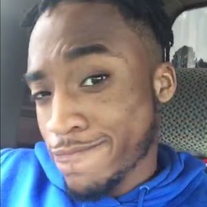 Meet your Posher, Aaron