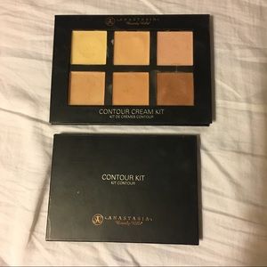 ✨Both!!!! ✨Anastasia Beverly Hills contour kits