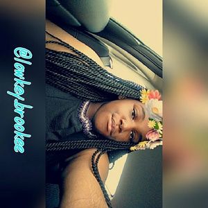 Meet your Posher, Brooke