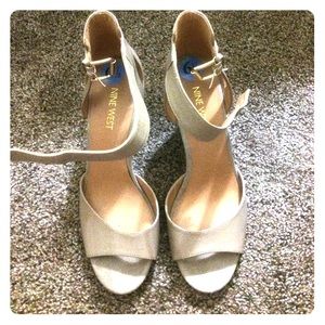 Nine West 6 1/2 taupe shoes.