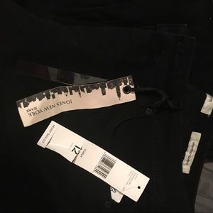 Jones New York Black Curvy Jeans