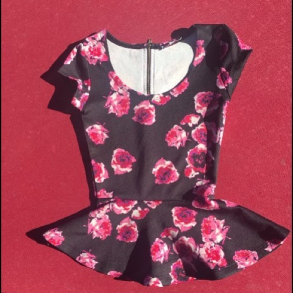 Cute floral peplum.