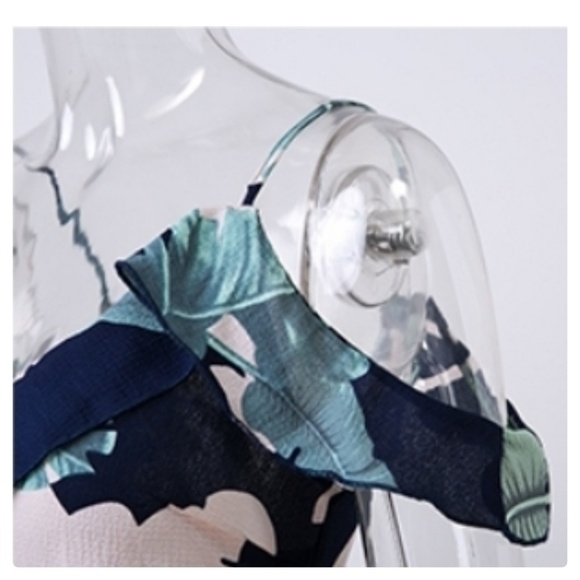 ⭕LAST ONE (SIZE: S) 5⭐ ⭕Blue Off Shoulder Dress - Picture 4 of 6