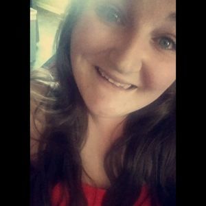 Meet your Posher, Latisha