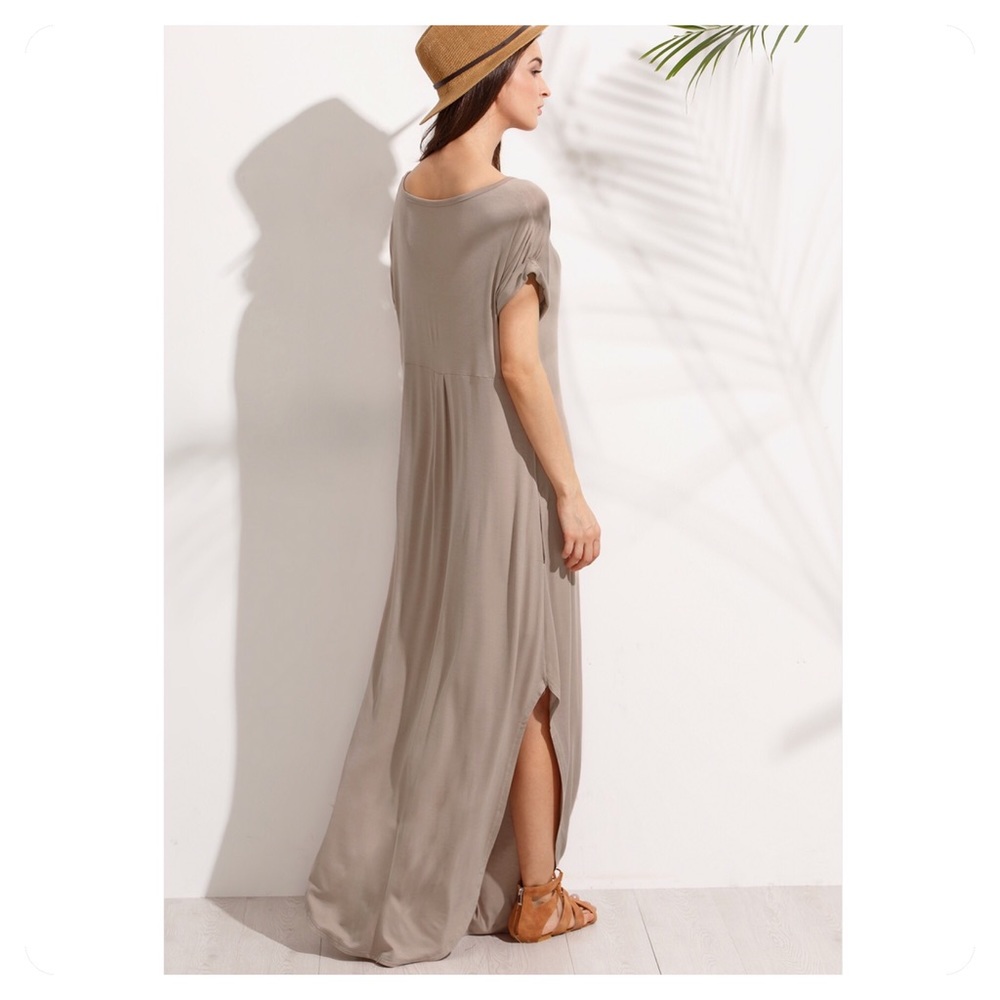 🆕 v-neck maxi dress - Picture 4 of 6