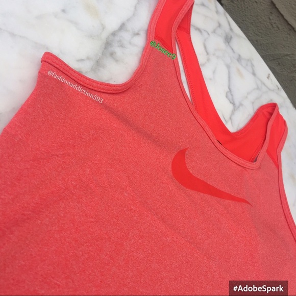 Women's Nike dri fit red tank stay cool - Picture 2 of 3