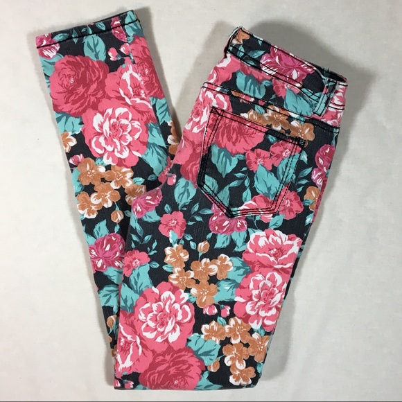 Mossimo Supply Co. Denim - ⬇️$18 🎉Host Pick🎉Mossimo Supply Skinny Jeans