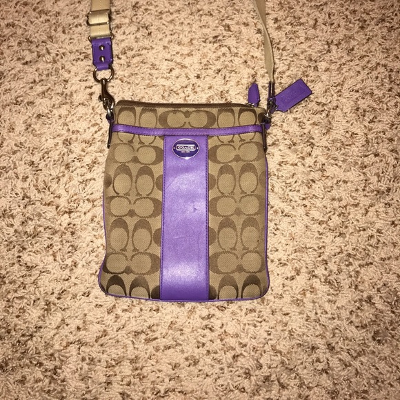 Coach cross body purse - Picture 2 of 3