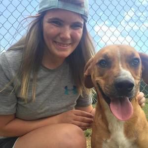 Meet your Posher, Ainsley